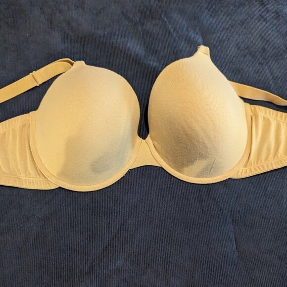 Fruit of the Loom Tan Underwire Bra | Size 38DD | NWOT - Picture 1 of 2